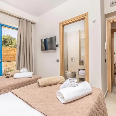 Maridion Family House, By Zantewize Willa *