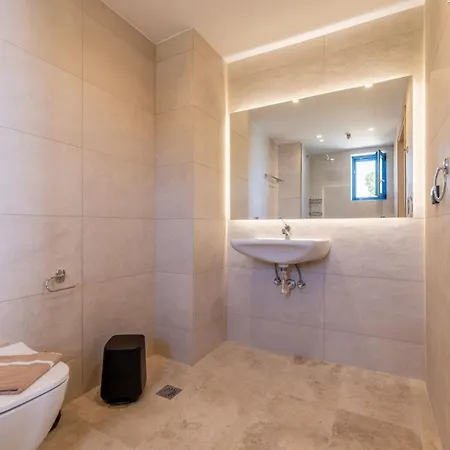 Willa Maridion Family House, By Zantewize