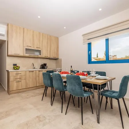 Maridion Family House, By Zantewize *