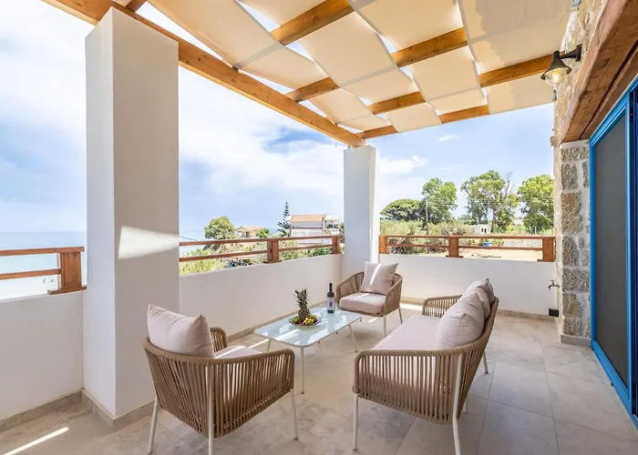 Maridion Family House, By Zantewize Villa *